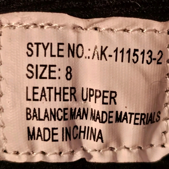 Women's Tamarack Thermolite Snow Boot Tan Black Size 8 - Picture 5 of 8